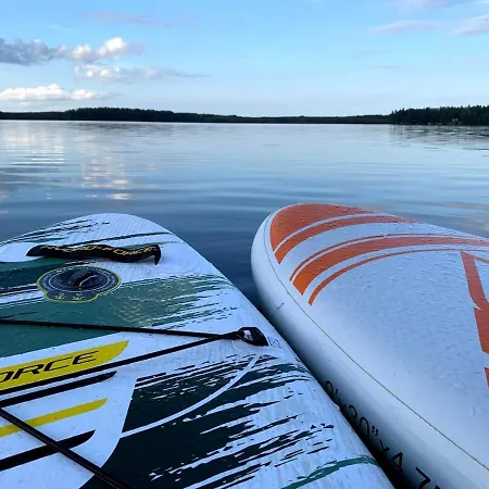 Moekki Ja Saunamoekki Kurjenrahkan Kansallispuistossa Poytya