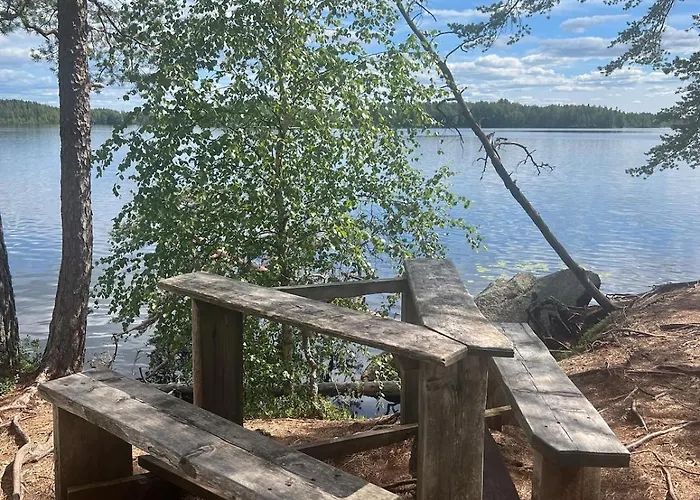 Moekki Ja Saunamoekki Kurjenrahkan Kansallispuistossa *