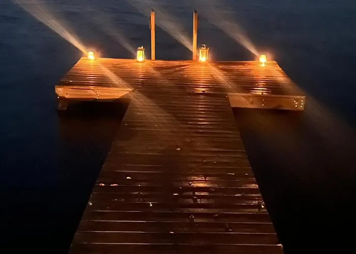 Moekki Ja Saunamoekki Kurjenrahkan Kansallispuistossa * Poytya